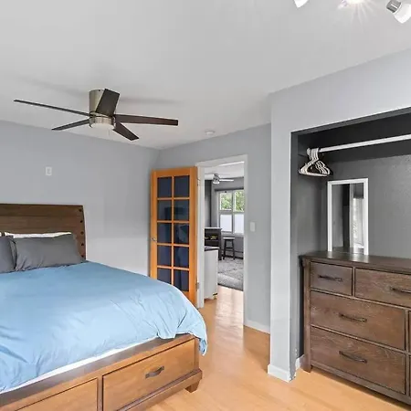 Cozy Anchorage Retreat 7 Mins From Airport Villa Exterior photo