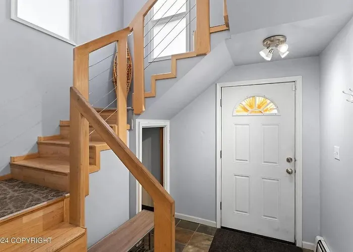 Cozy Anchorage Retreat 7 Mins From Airport